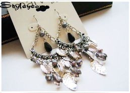 平價(jià)外貿(mào)首飾新潮精選 Liz、Monet、DK、KC品牌首飾與服飾美發(fā)飾品一站式銷售